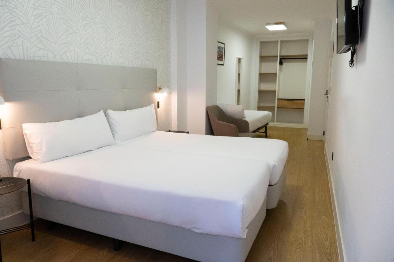 Hotel Alda Orzán A Coruña Kültér fotó